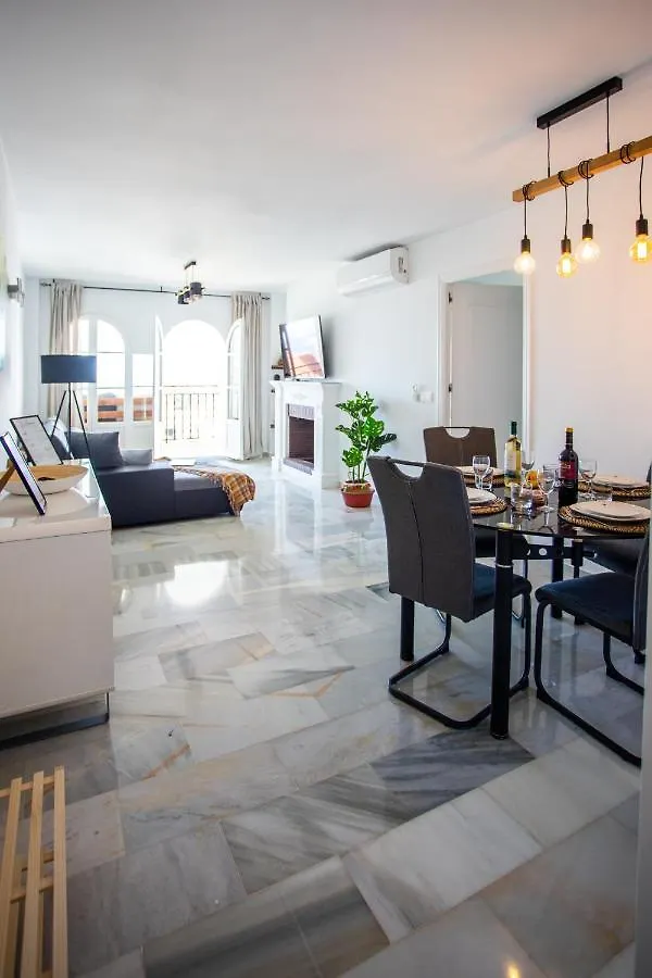 Lavistaazul - 2Br Apartment W/ Terrace & Sea Views Malaga Spain